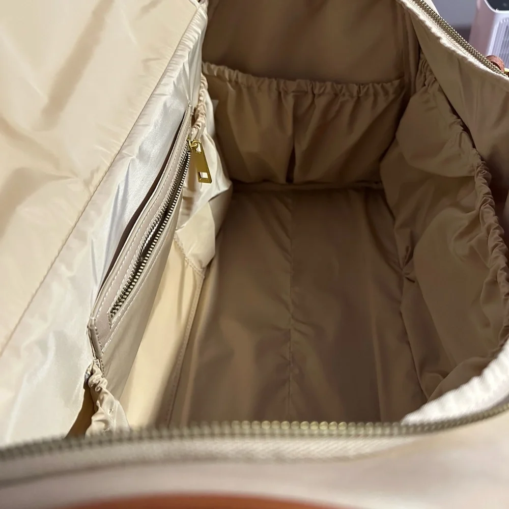 Fawn Design Cream and Tan Travel Bag Limited Addition - Picture 9 of 13